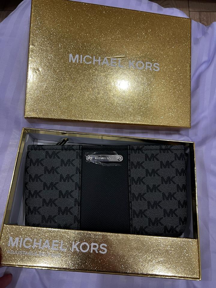 Сумка на пояс новая MK