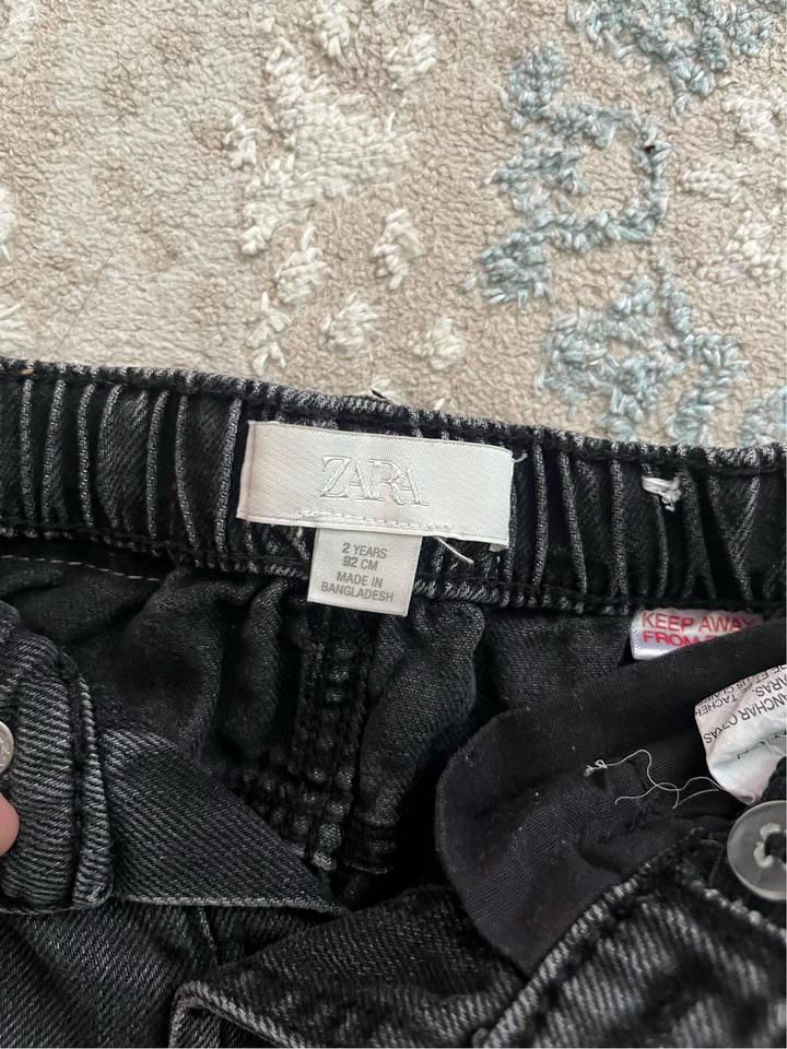 Джинсы Zara