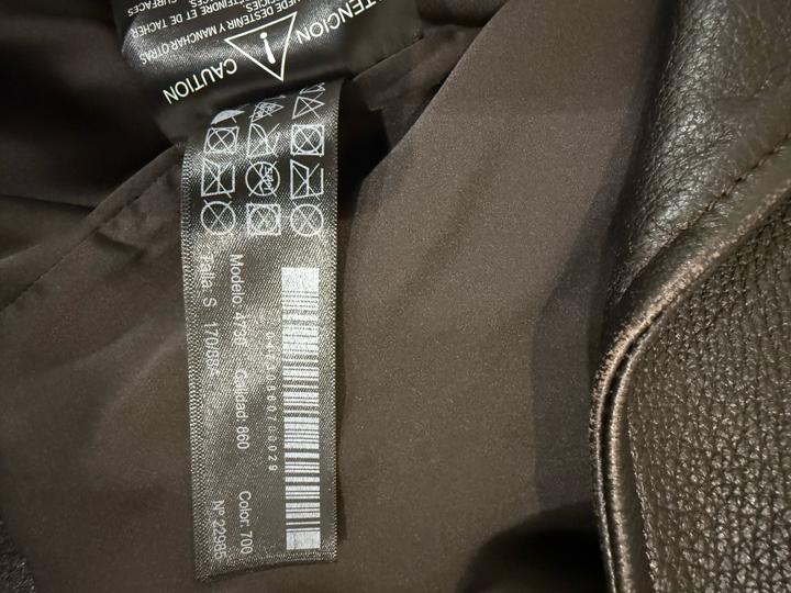 Кожаная куртка Massimo Dutti