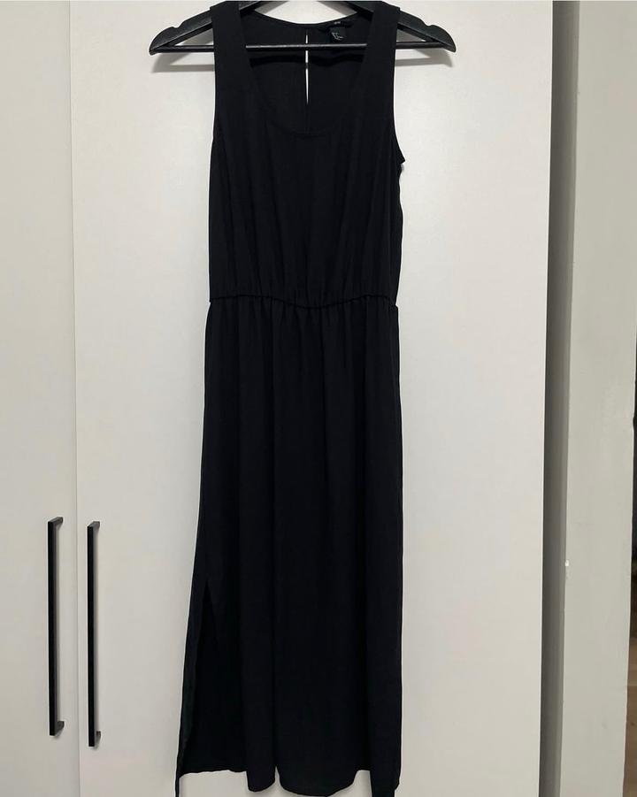 Черное платье