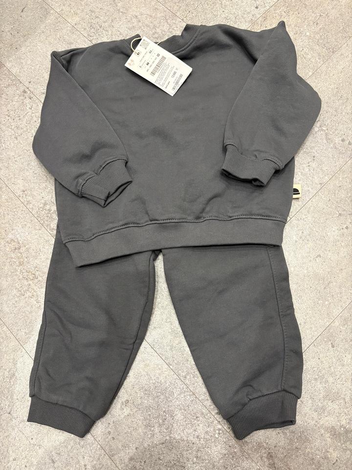 Продам детскую двойку zara