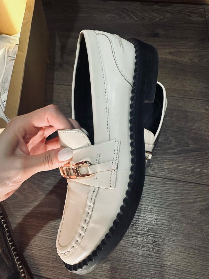 Лоферы от Zara