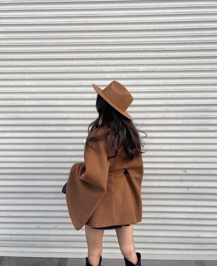 Кейп от Biqem , шляпа