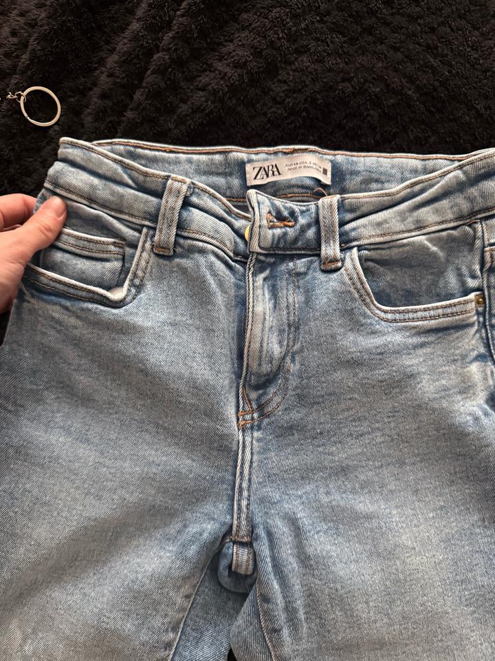 Продам джинсы Zara