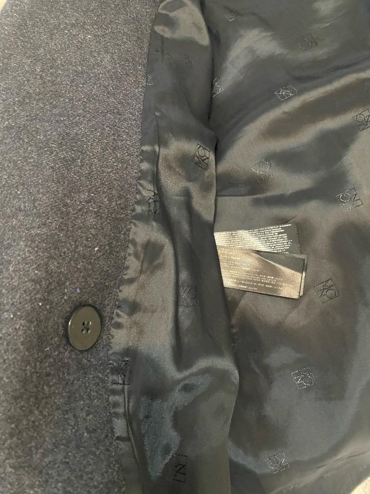 Демисезонное шерстяное пальто от Mango