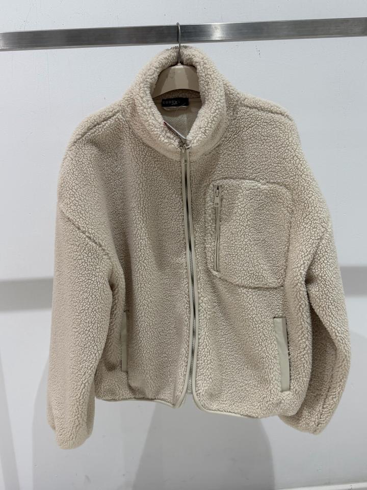 Джемпер новый