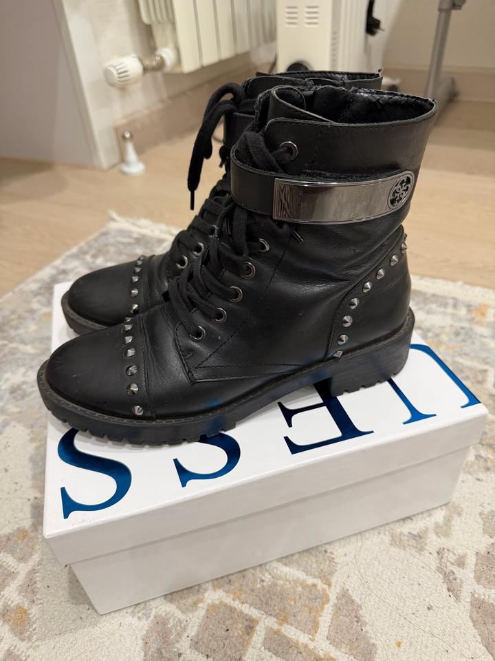 Ботинки guess