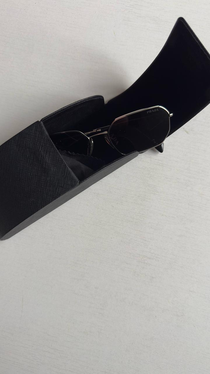 Очки Прада