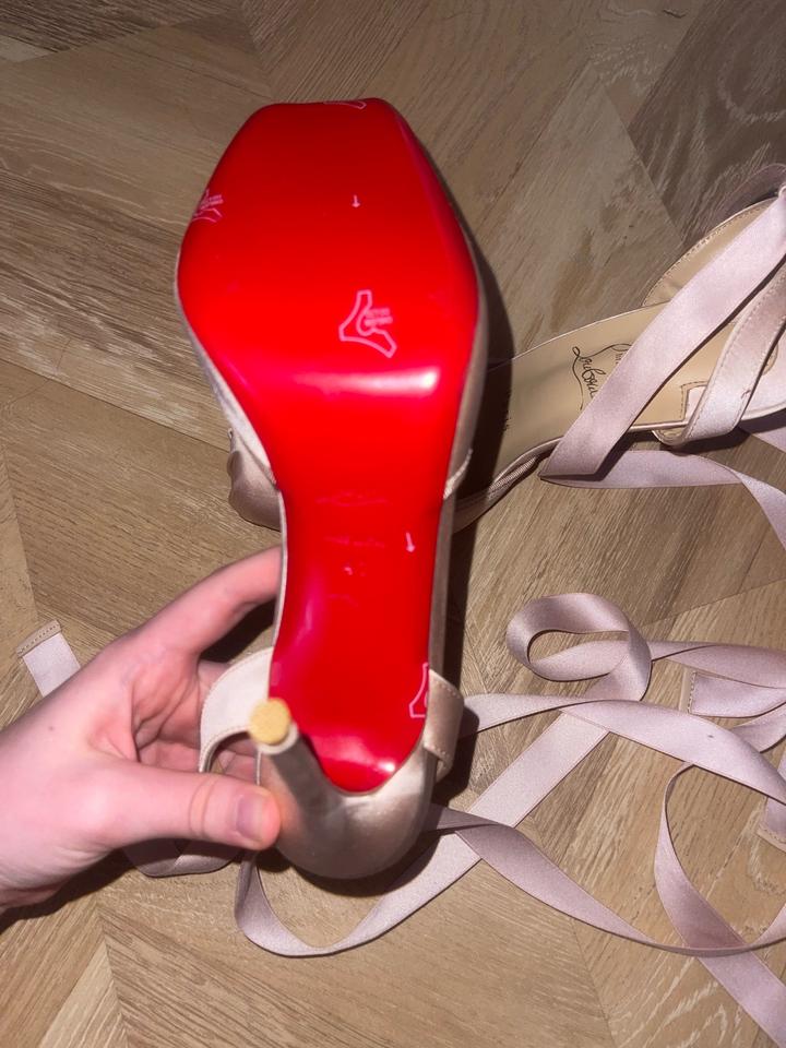 Louboutin туфли