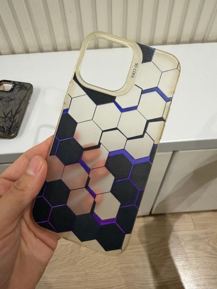Чехлы на Iphone 13 pro max