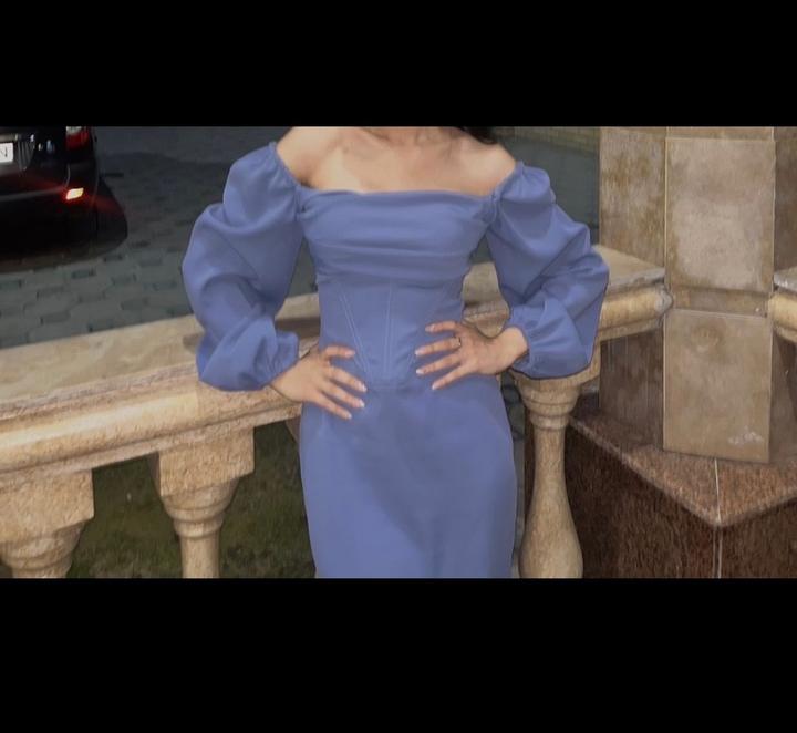 Продам платье lichi