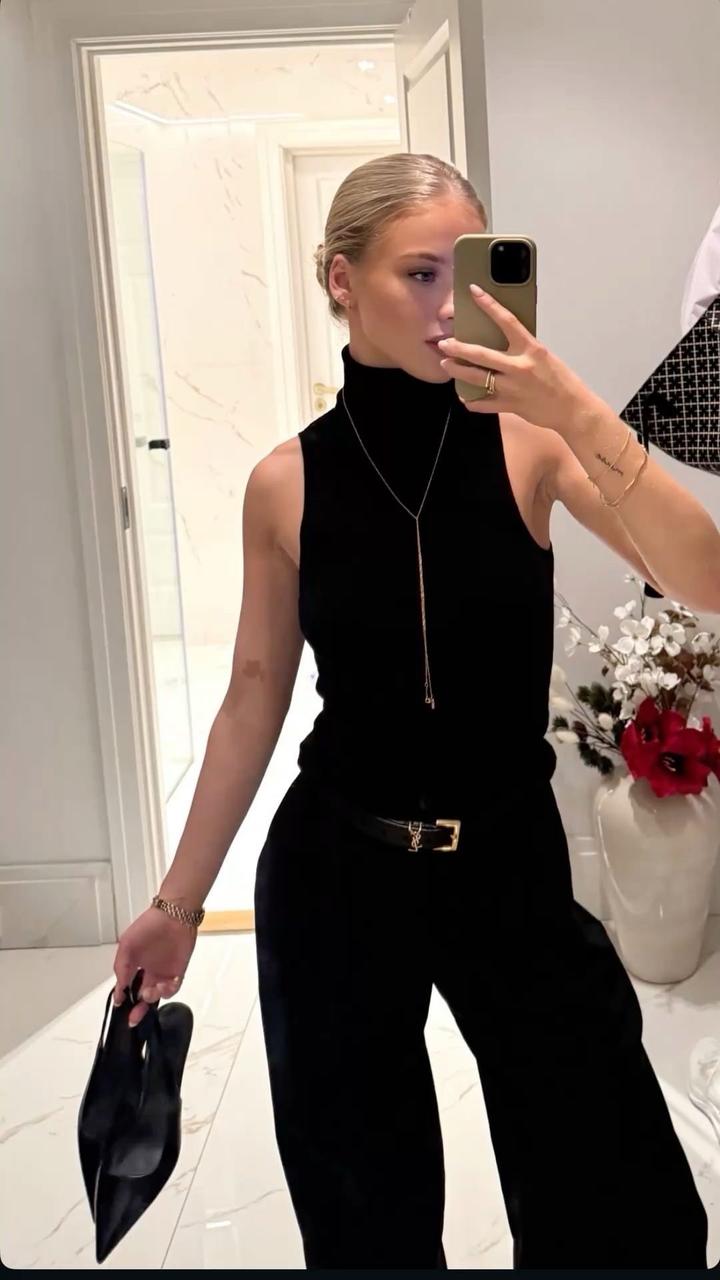 Водолазка без рукавов