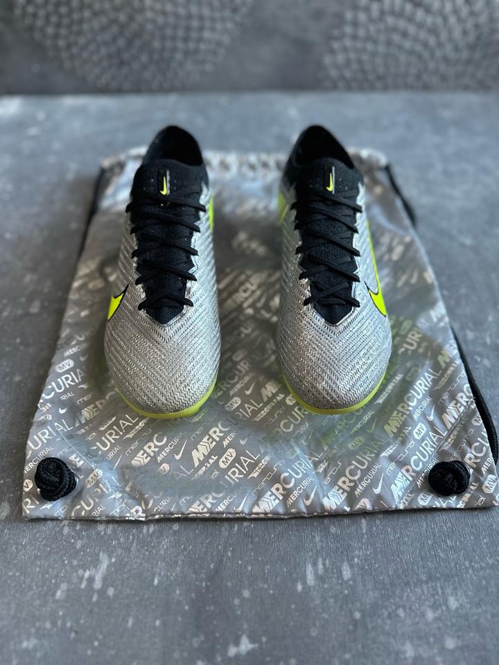 Бутсы Nike Mercurial Vapor 15 Elite FG