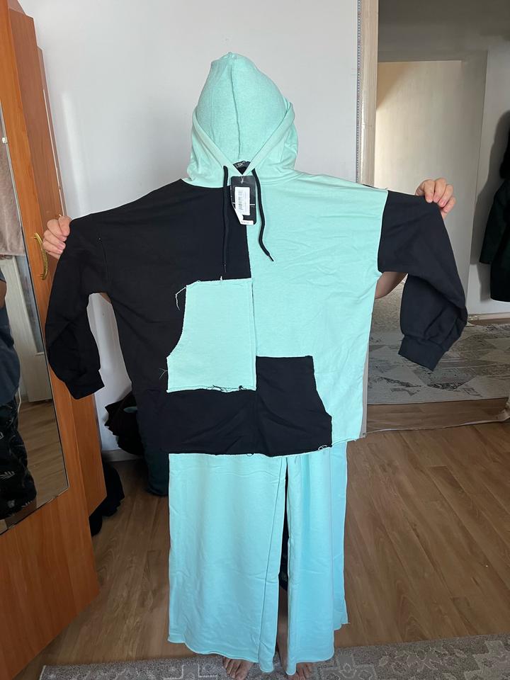 Спортивный костюм