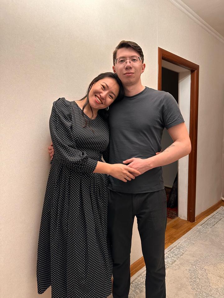 Черное шифоновое платье