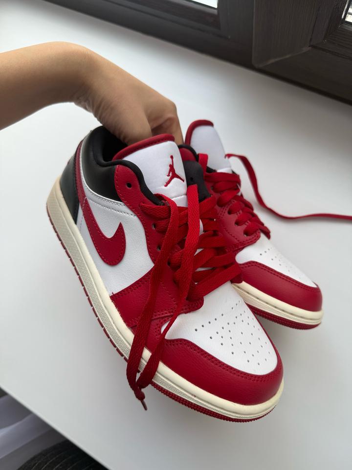Nike Air Jordan 1 low