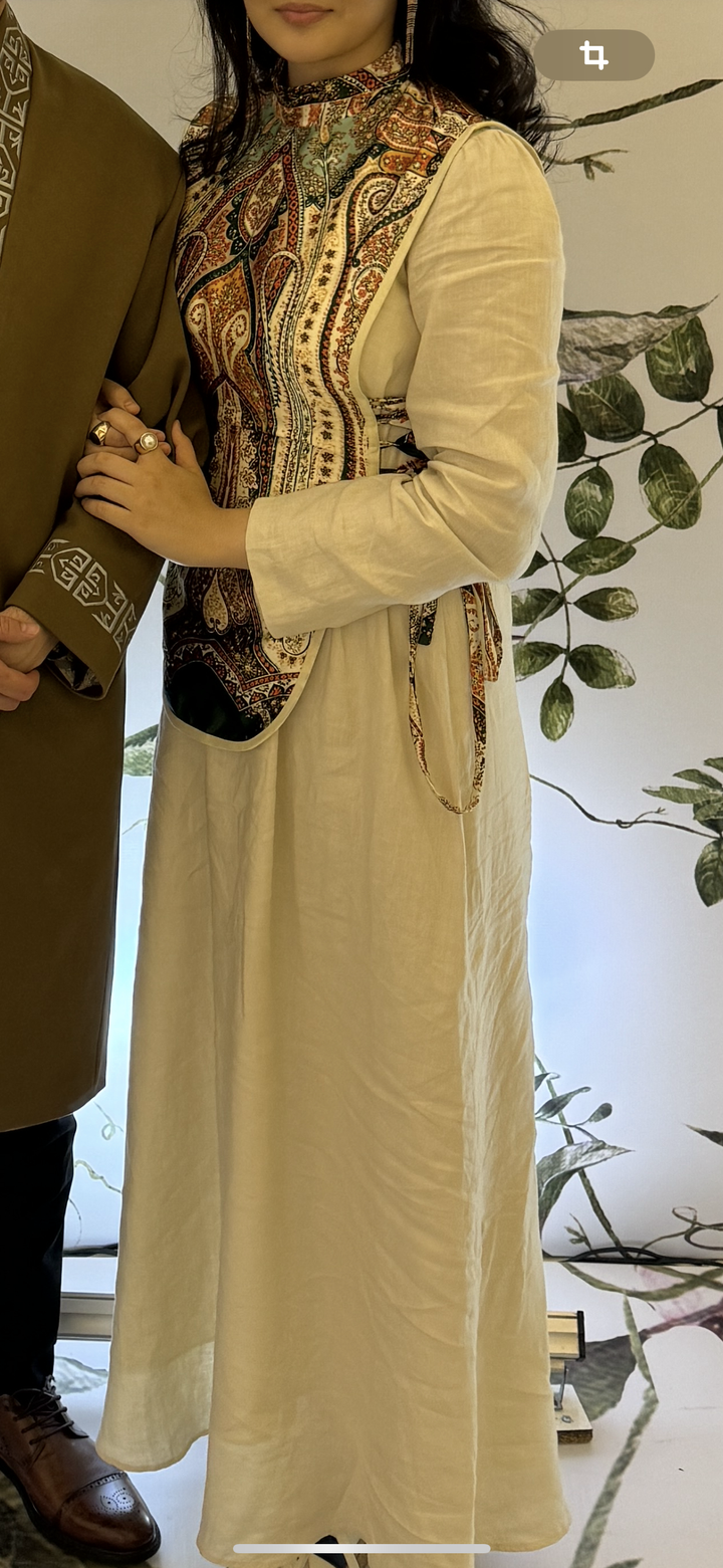 Платье изо льна с манишкой в этно стиле от Butik Maryam