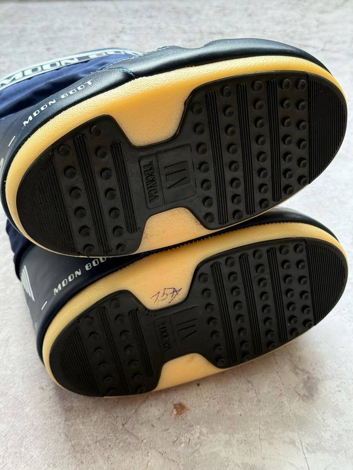moon boot