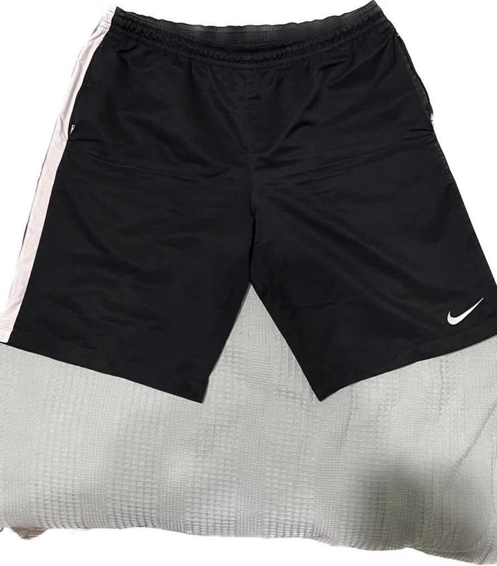 Nike черные бриджи