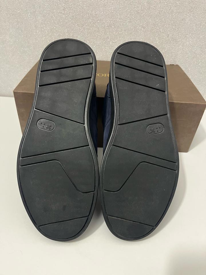 Продам обувь Corneli