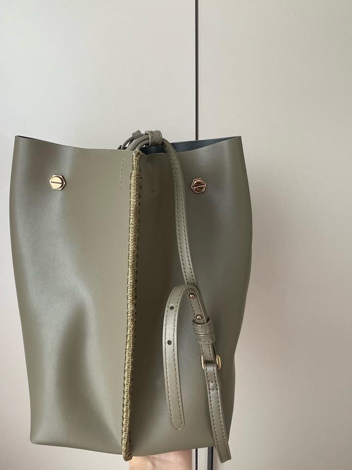Charles Keith