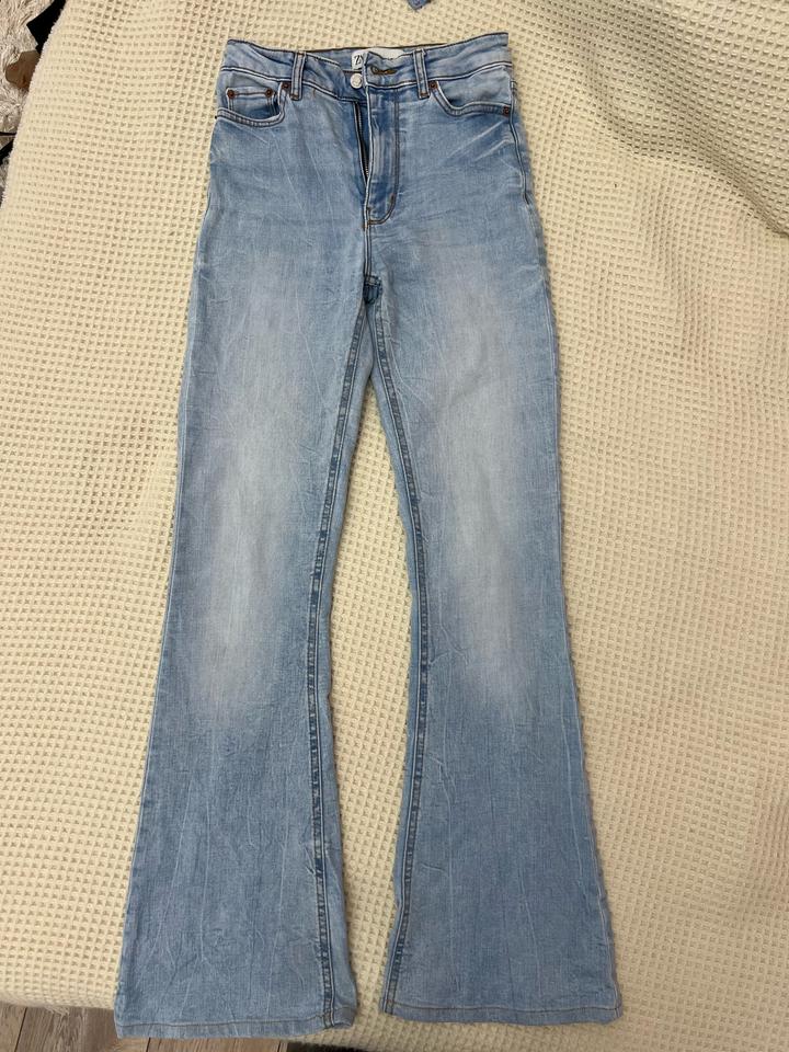 Джинсы от Zara
