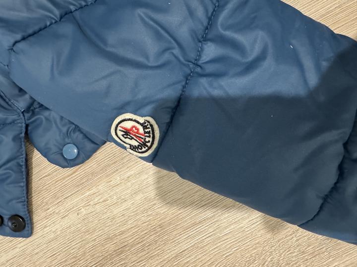Зимний комбинезон Moncler