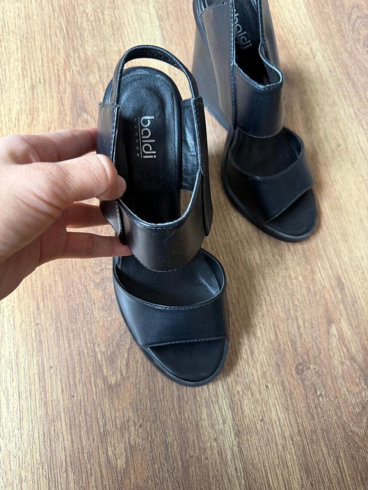 Босоножки Baldi