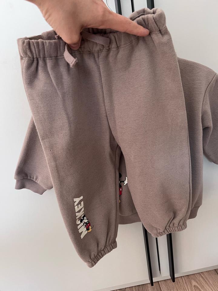 Детский костюм H&M и куртка sinsay