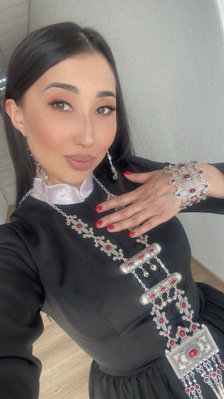 Платье t&t
