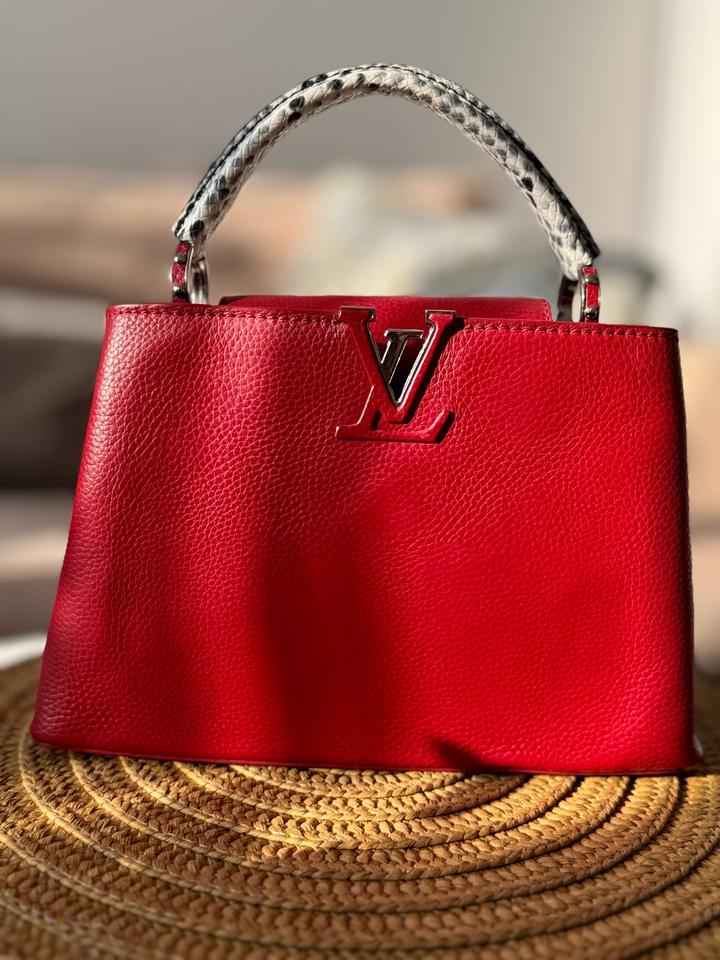 Сумка Louis Vuitton Capucines