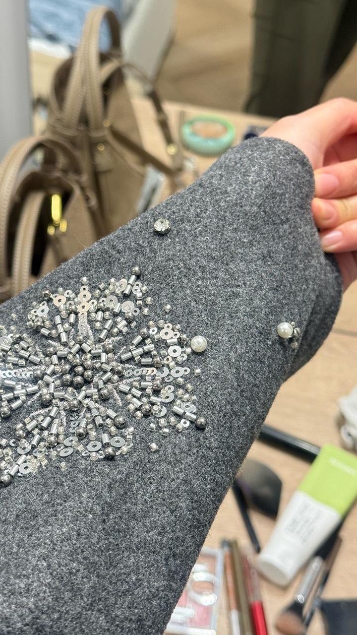 Бомбер со стразами