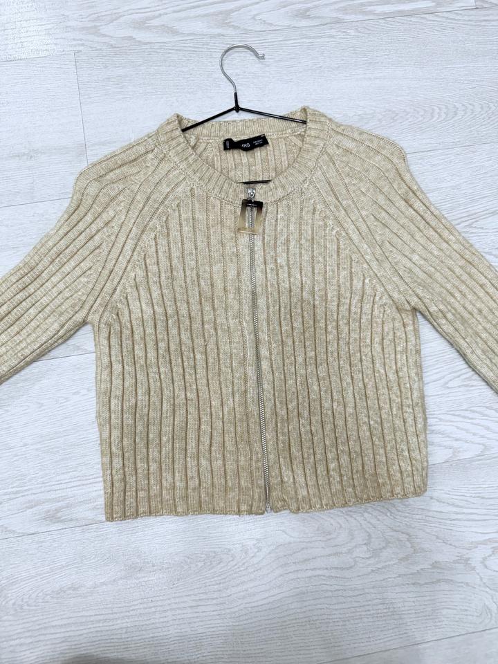 Бежевый кардиган Mango