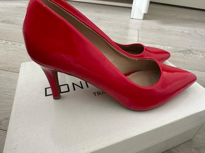 Красные туфли размер 38-39