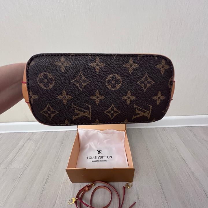 🌟 Louis Vuitton Alma Mini 🌟