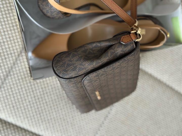 Сумка кросс боди Michael Kors