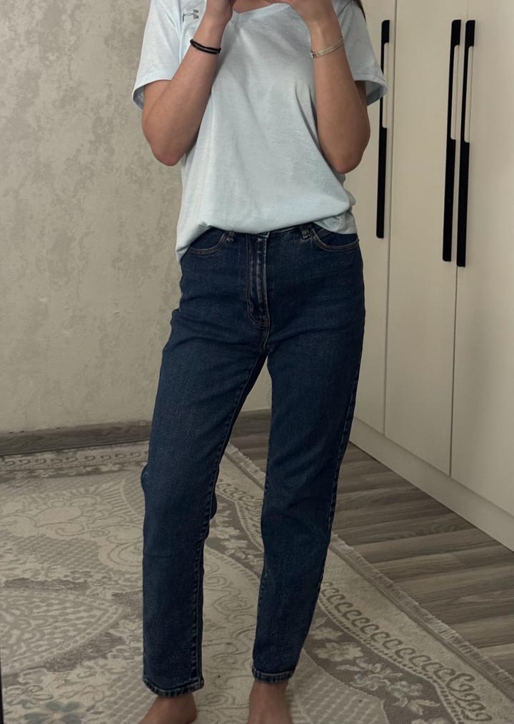Джинсы Mom Stradivarius