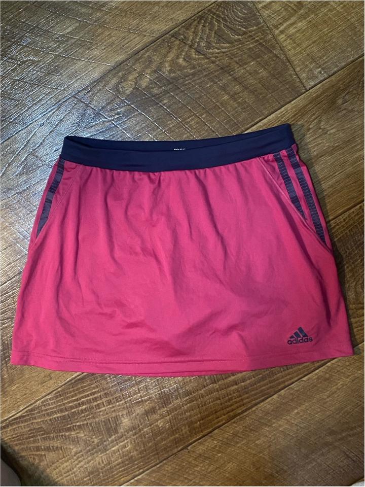 Спортивная юбка adidas