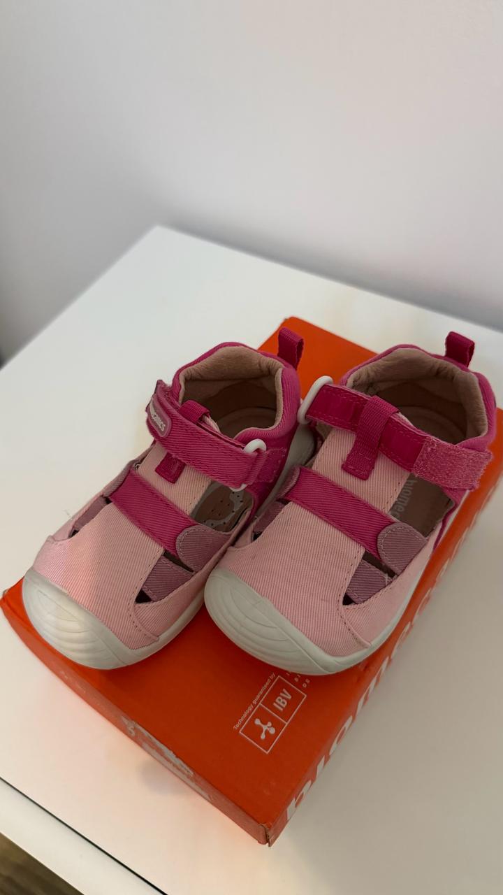 Сандалии от Biomecanics