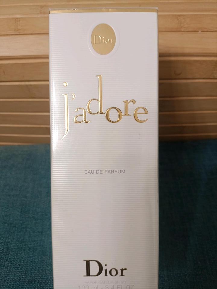 Парфюмерная вода Christian Dior J'adore , объем 100 мл. ( Оригинал)