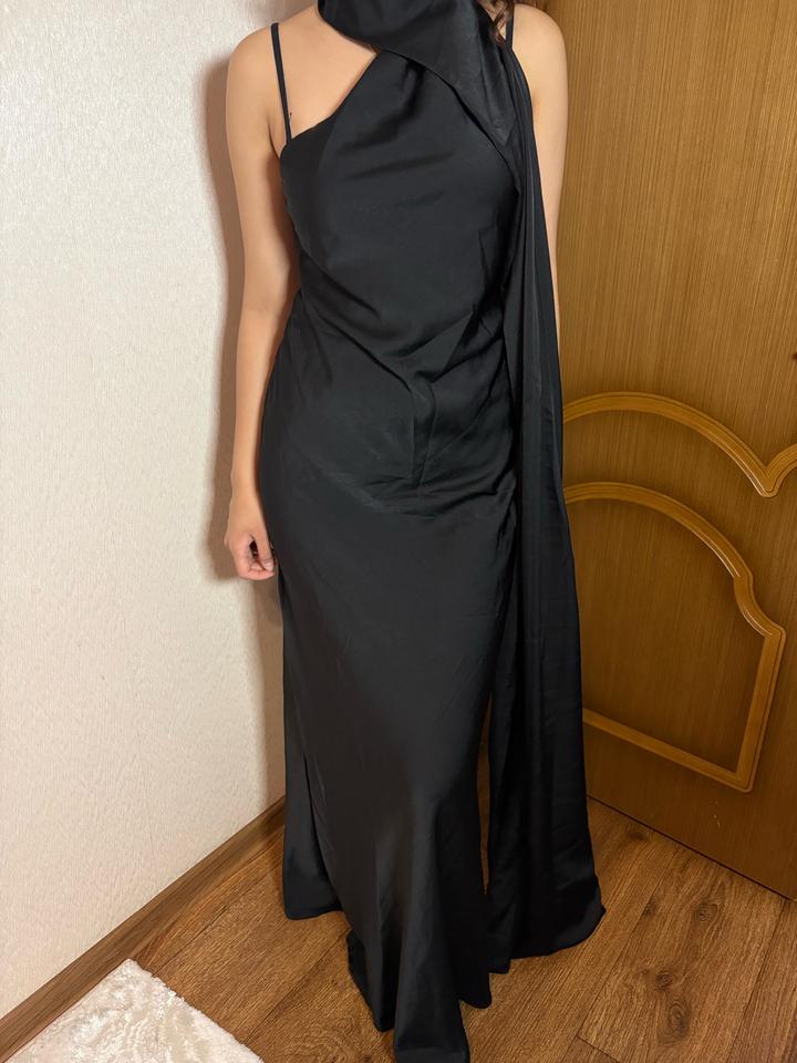 Платье вечернее