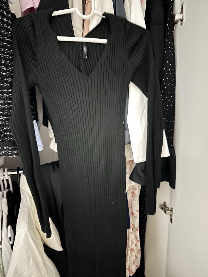 черное платье лапша