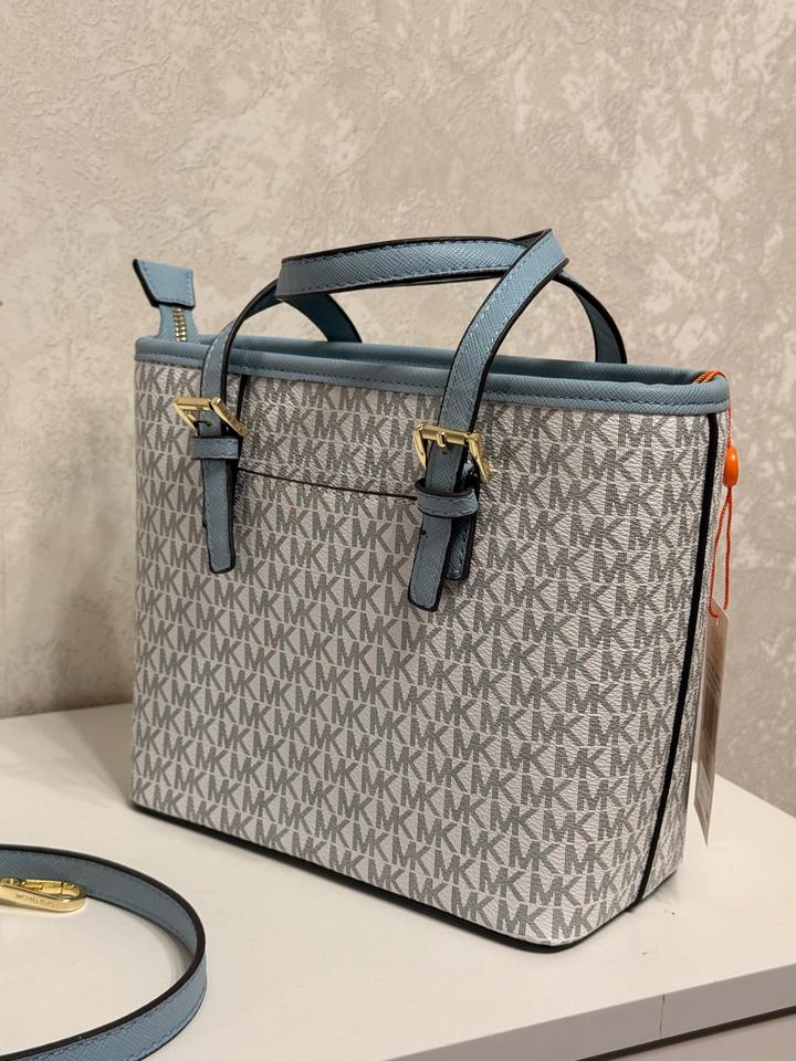 Голубая сумка Michael Kors