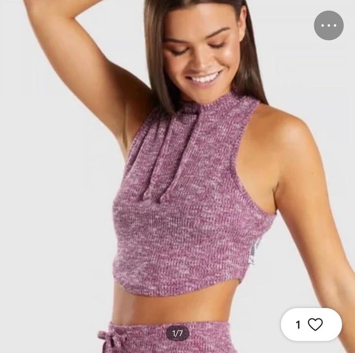 Кроп топ Gymshark