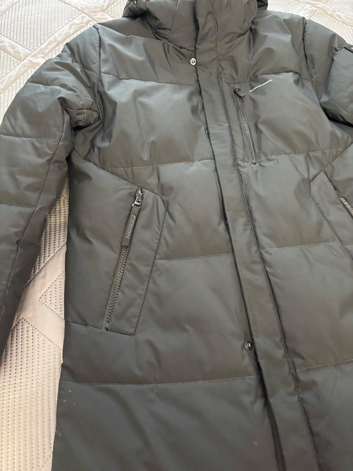 Черная куртка зимняя