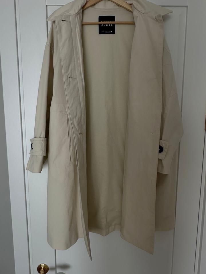 Продам укороченный тренч Zara