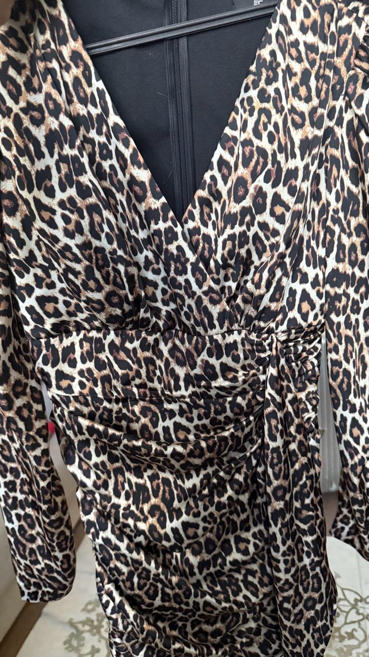 Платье до колен