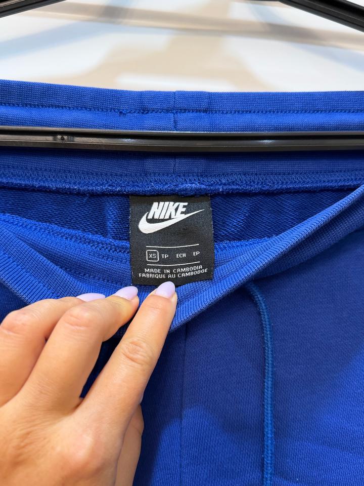 Спортивный костюм Nike