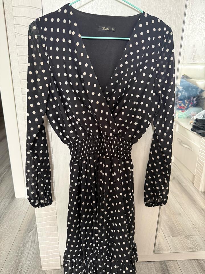 Платье в горошек