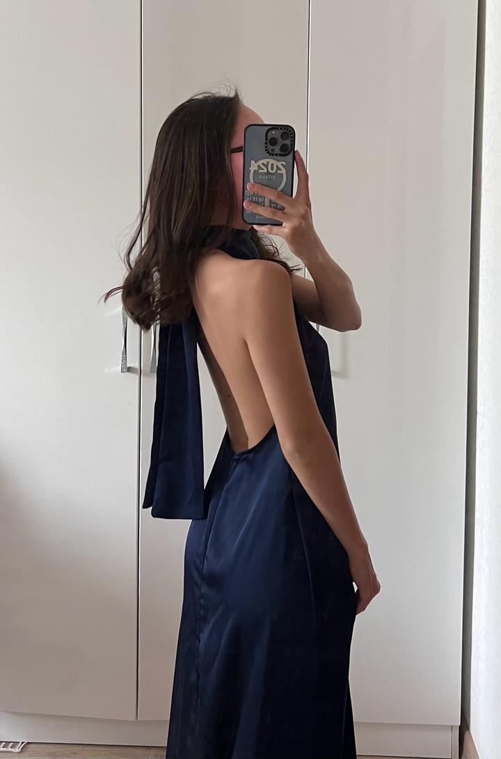 Синее атласное платье Zara